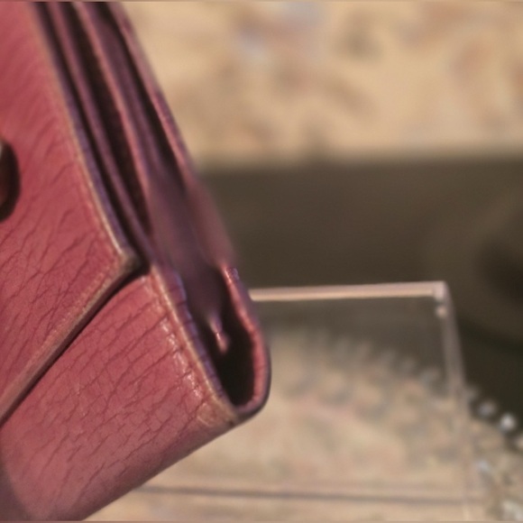 GUCCI Pink Long Wallet w/Decorative Rivets, EUC - Picture 14 of 16